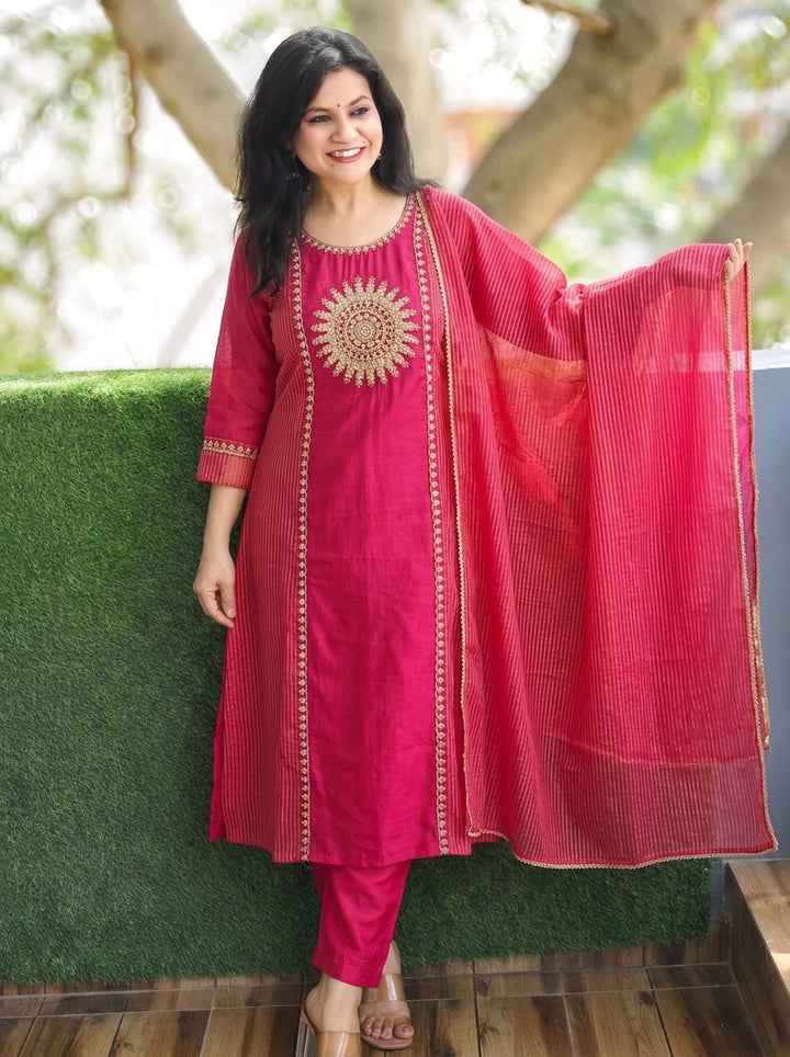 Rudra Rani Pink Embellish Work Panel Style Coral Silk 3 Piece Set