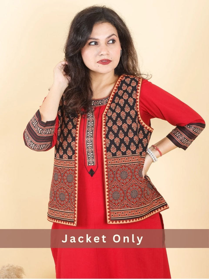 Sejal Faded Black in All Over Gamthi Printed Cotton Jacket