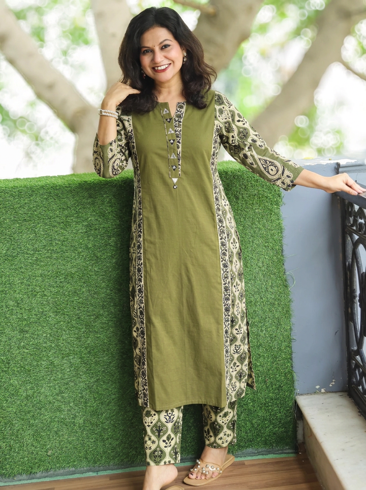 Devika Green Mirror Work Kalamkari Panel Cotton 2 Piece Set
