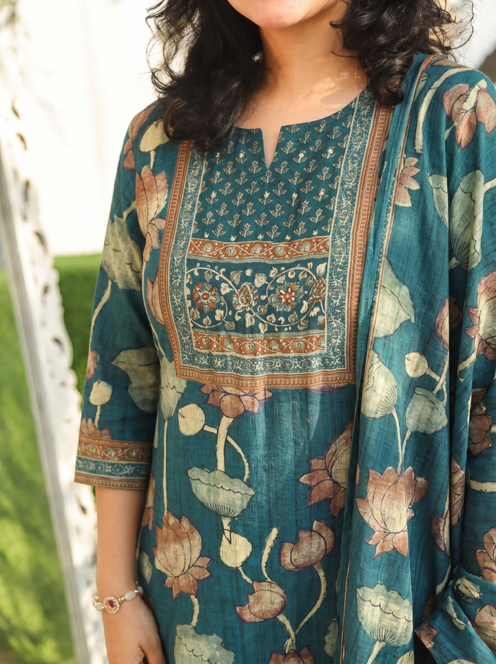Rushali Teal Spiral Zari Work Printed Muslin 3 Piece Set
