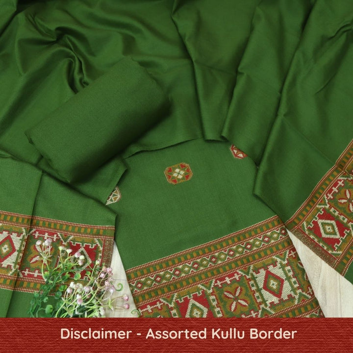 कृति Grass Green Kullu Thread Weaved Hem Semi Pashmina Winter Suit Set