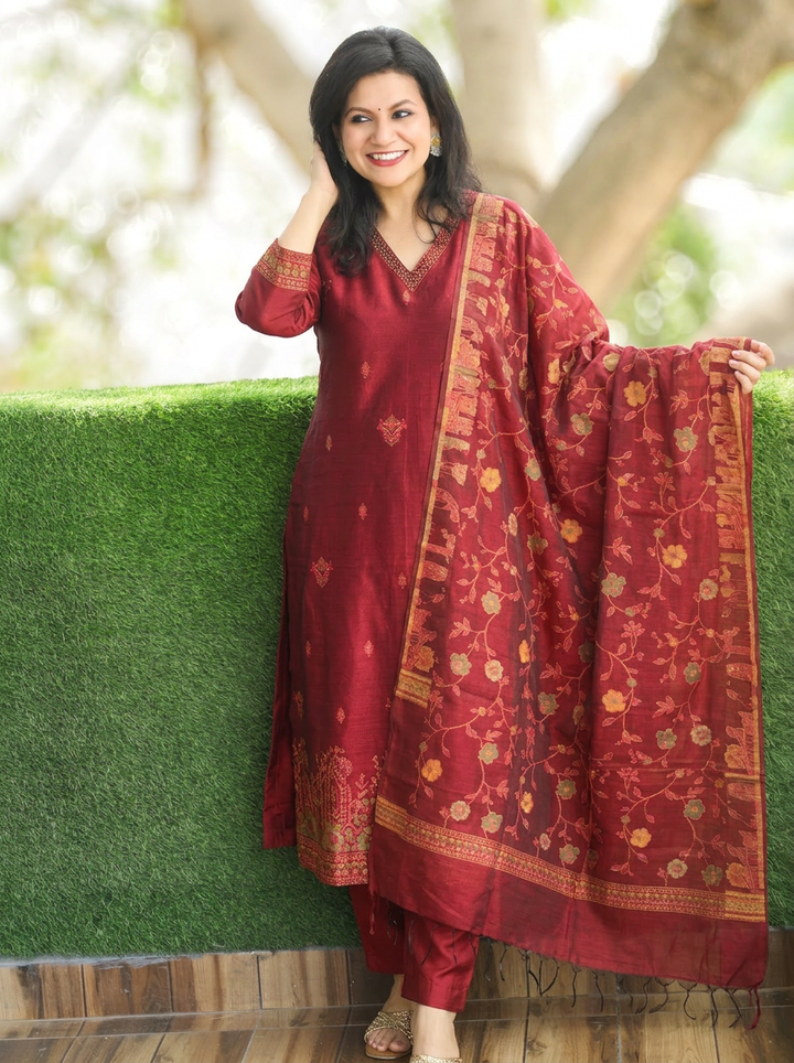 Madhuri Red Floral Jamdani 3 Piece Set