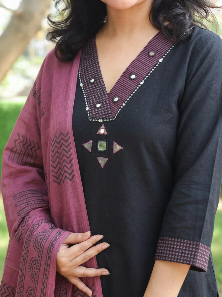 Sharmili Faded Black Mirror Handloom Cotton 3 Piece Set