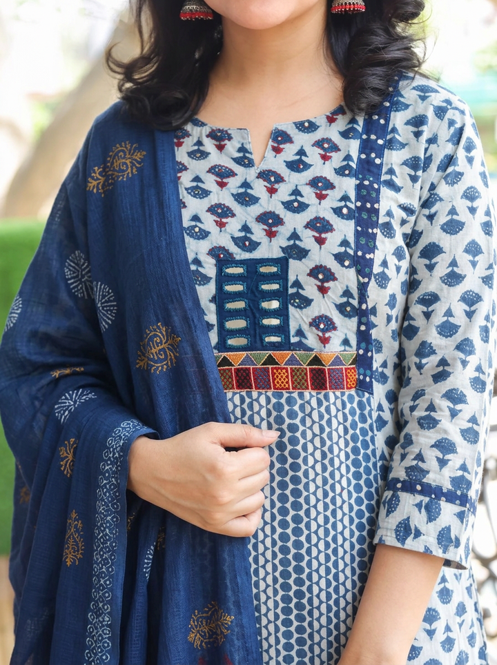 Aishwarya Faded Blue Panel Style Dabu Printed 3 Piece Set