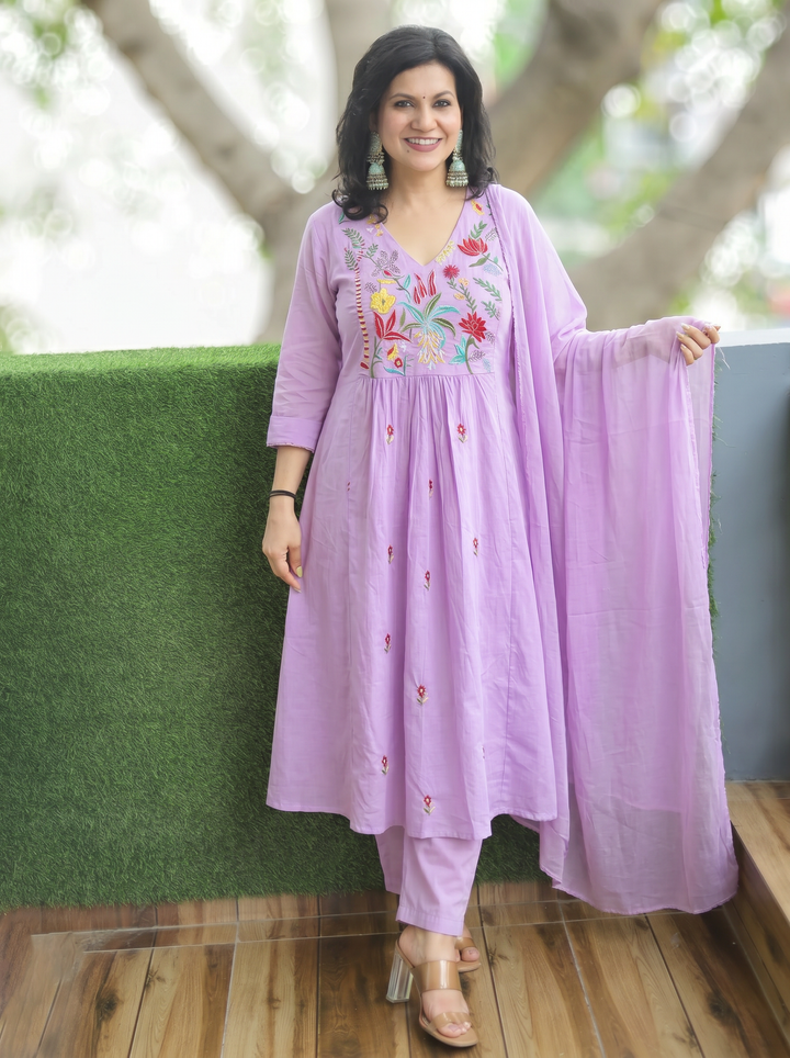 Shiwangi Tulip Lilac Embroidered Mul Cotton 3 Piece Set