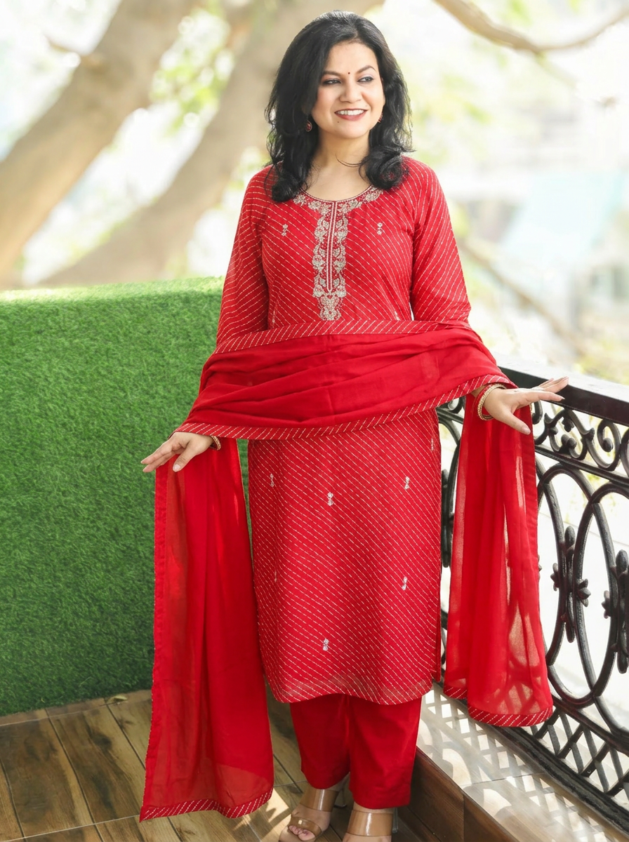 Leher Rani Red Embellished Leheriya Georgette 3 Piece Set