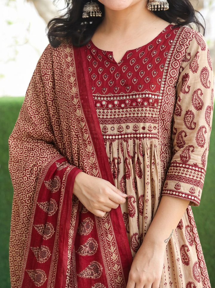 Parvati Beige Maroon Panel Stye Cotton 3 Piece Set