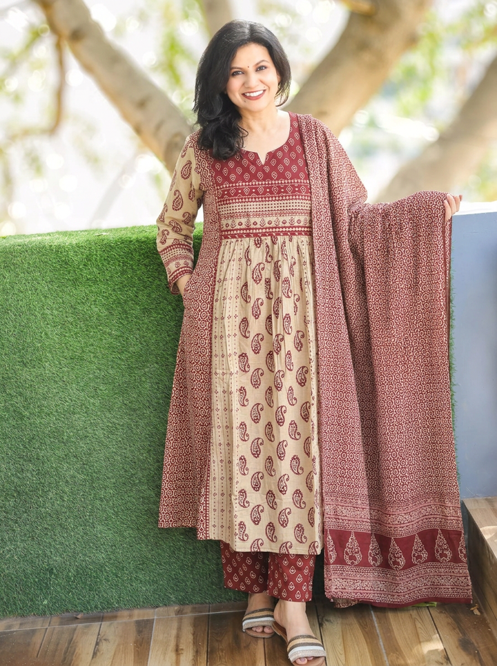 Parineeti Beige Red Panel Style Cotton 3 Piece Set