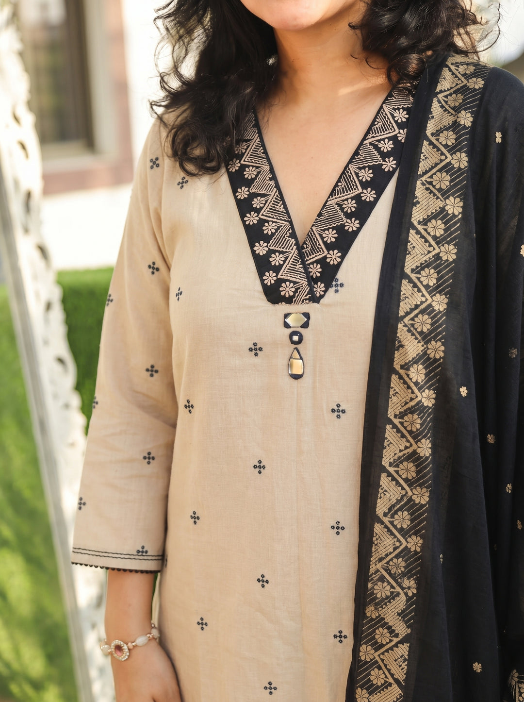 Emily Beige with Black Weaved South Cotton 3 Piece Set