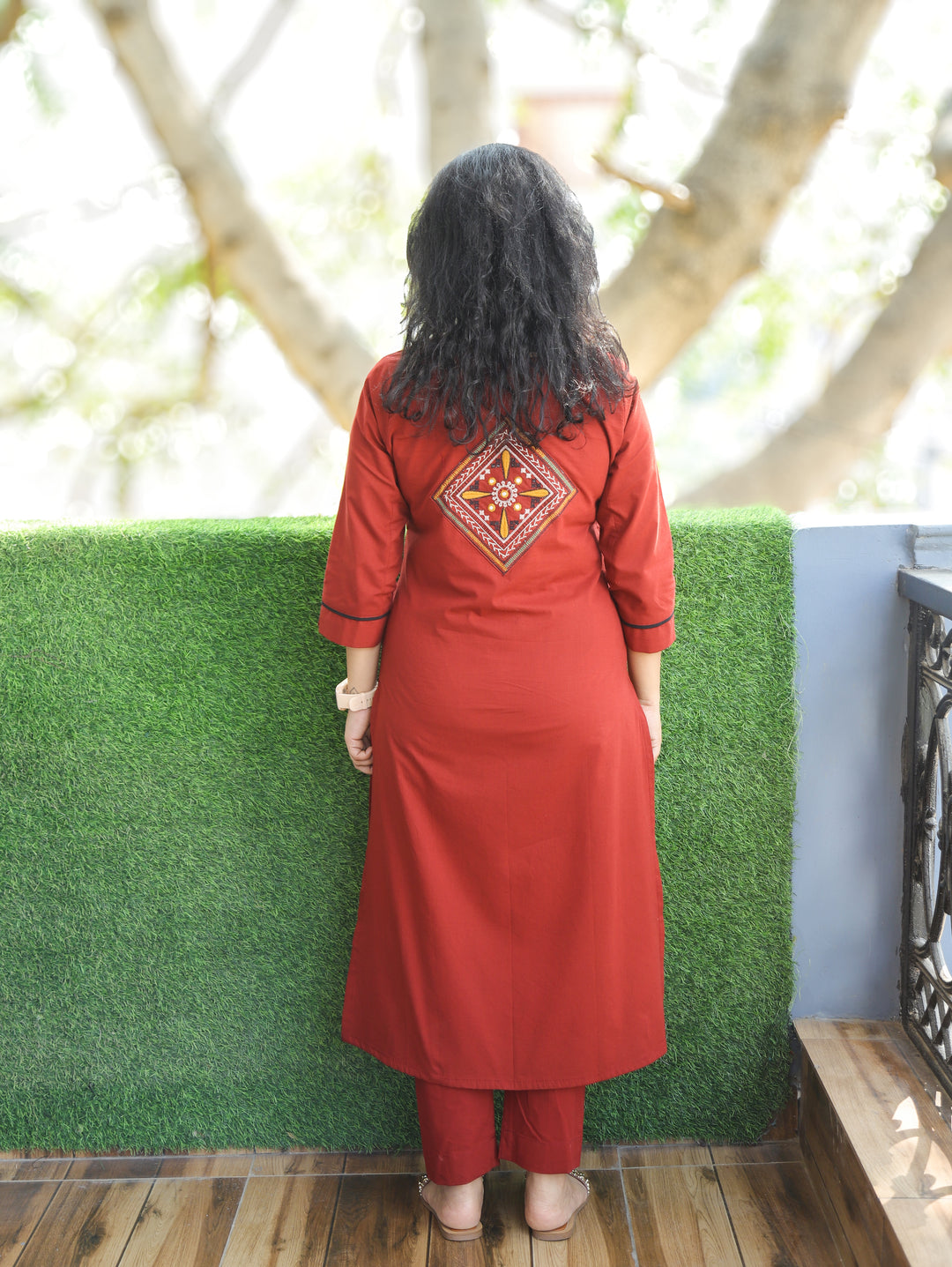 Chanda Velvety Maroon Thread Embroidered Neck Yoke Work Cotton Kurti
