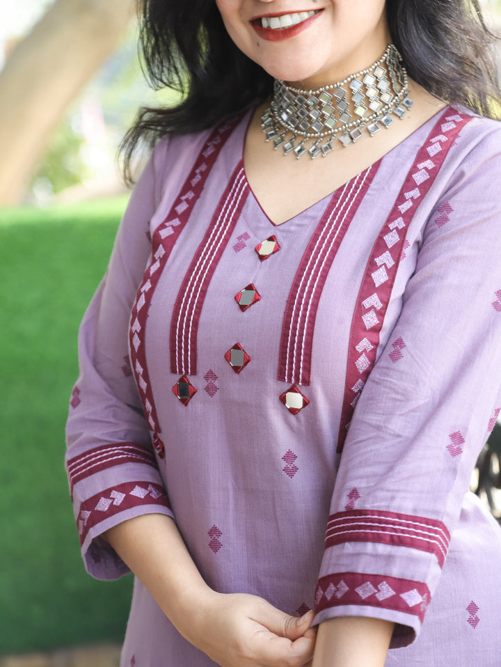 Aruroopi Mauve Rose V Neck with Mirror and Thread Wevaed South Cotton Kurti