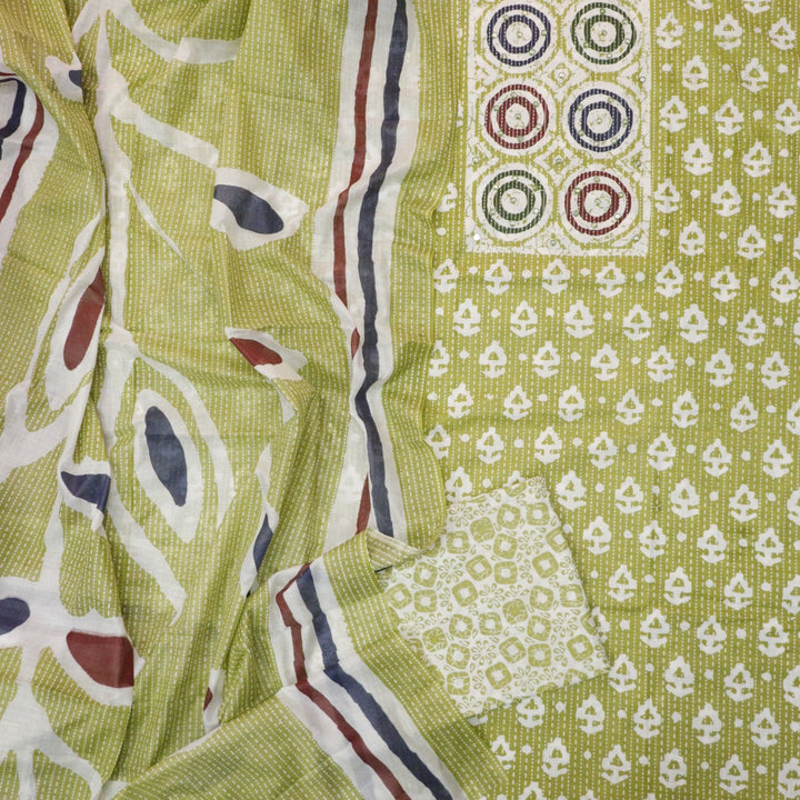Chaahak Fern Green Patra Detailing in Batik Floral Printed Cotton Suit Set