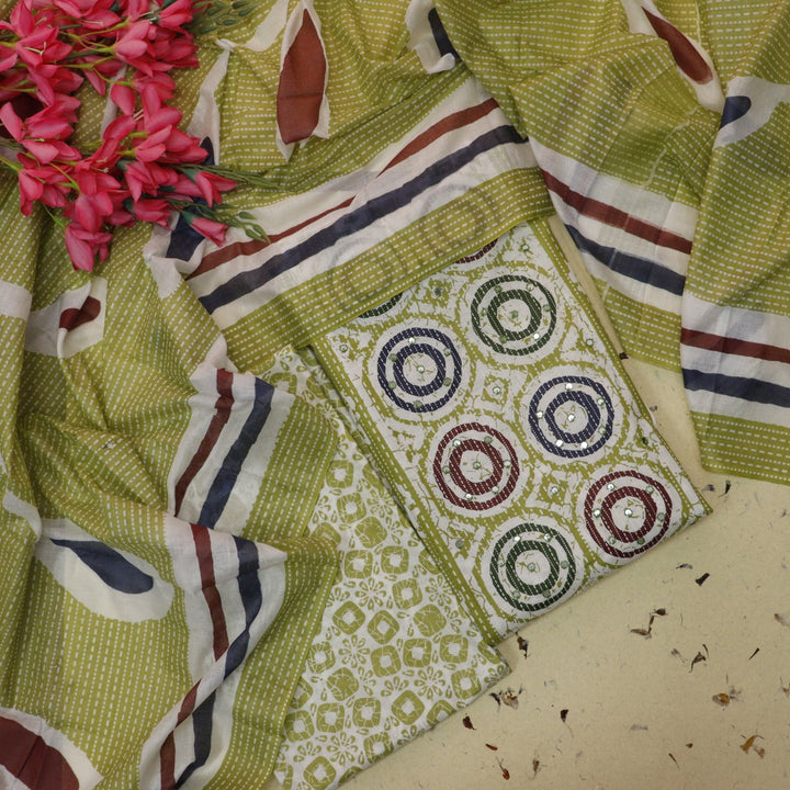 Chaahak Fern Green Patra Detailing in Batik Floral Printed Cotton Suit Set