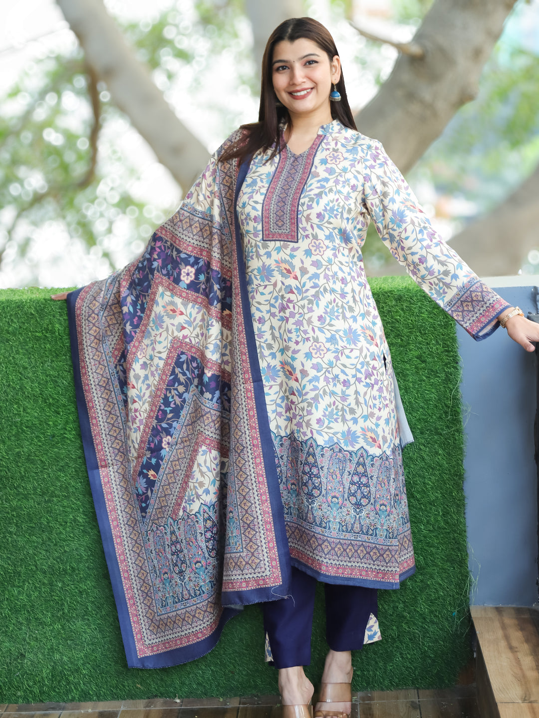 Nayaana White with Blue Kanni Print Ban Collar Style Semi Pashmina 3 Piece Set