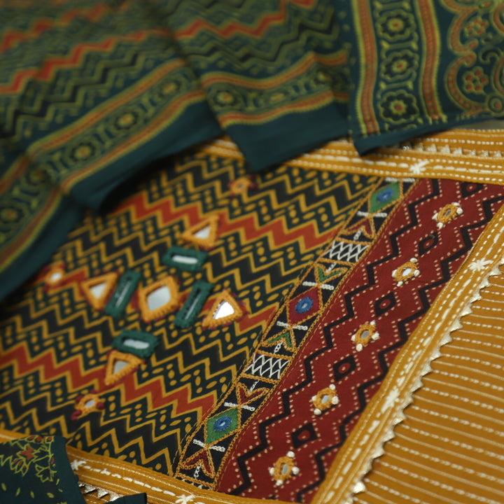 Ruhani Medallion Yellow Cotton Top with Printed Dupatta