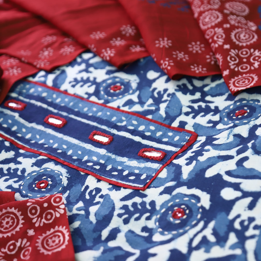 Ishika Iced Blue Kutch Mirror Dabu Printed Cotton Set