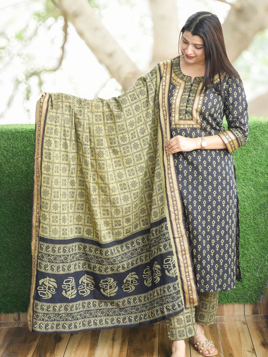 Laadli Black Neck Potli Button Mangalgiri Patch Kantha Printed South Cotton 3 Piece Set