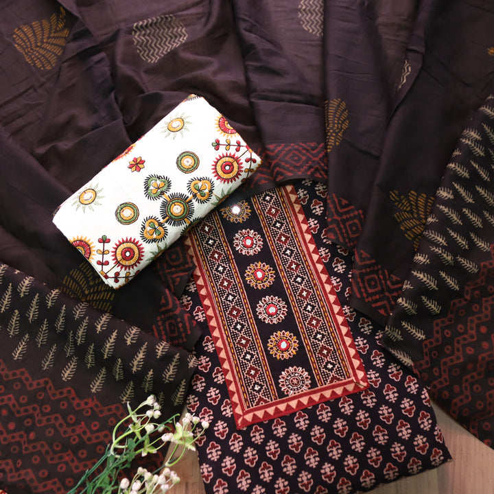 Khushi Foxy Black Kutch Patch Work Ajrakh Print Cotton Set
