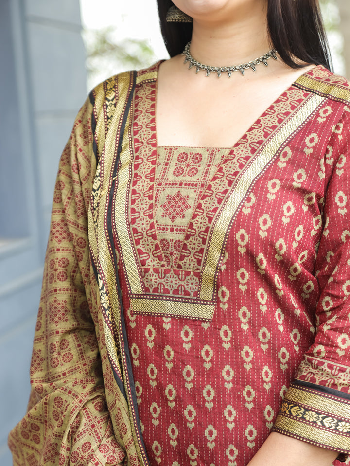 Nancy Barn Red V Neck with Mangalgiri Patch Kantha Printed South Cotton 3 Piece Set