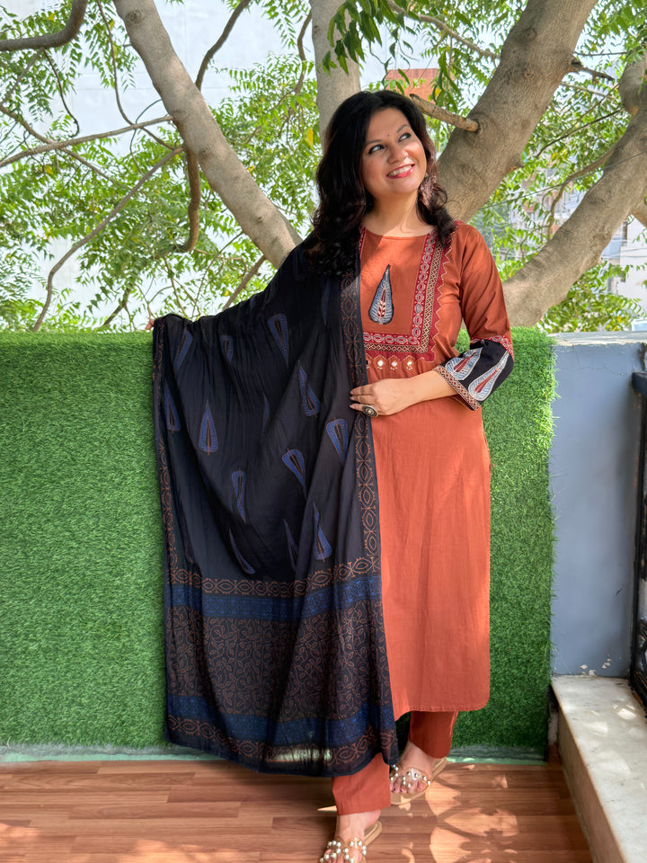 Halchal Burnt Rust Brown Leaf Print Yoke with Thread Work Cotton 3 Piece Set