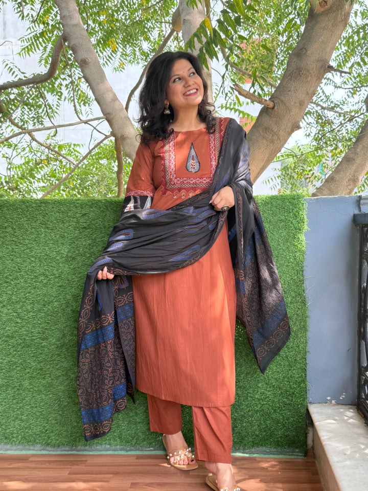 Halchal Burnt Rust Brown Leaf Print Yoke with Thread Work Cotton 3 Piece Set