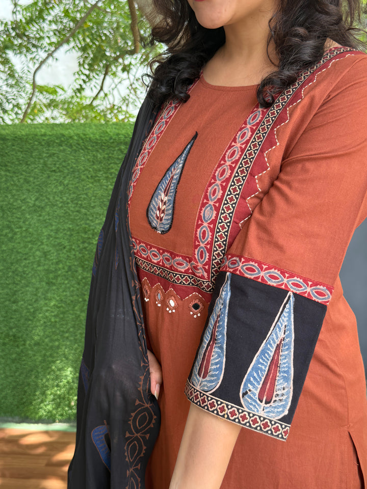 Halchal Burnt Rust Brown Leaf Print Yoke with Thread Work Cotton 3 Piece Set
