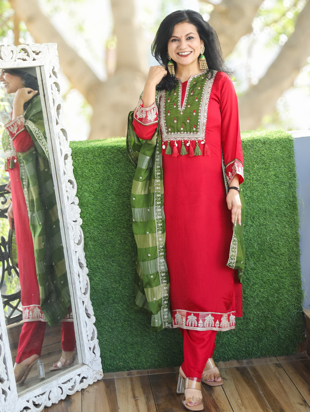 Sharvari Kumkum Red Embellish Red Yoke with Sequine Dola Silk 3 Piece Set