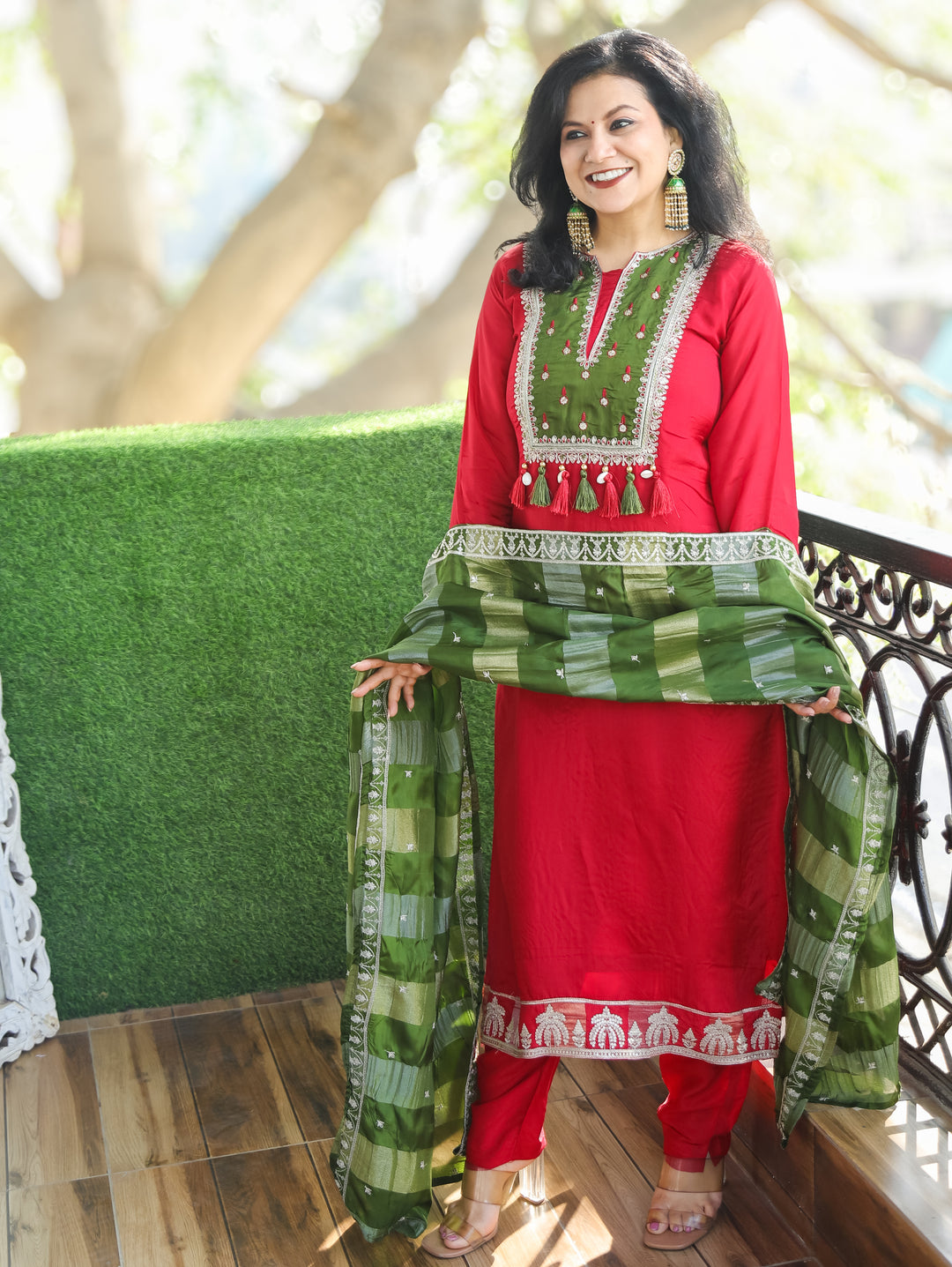 Sharvari Kumkum Red Embellish Red Yoke with Sequine Dola Silk 3 Piece Set