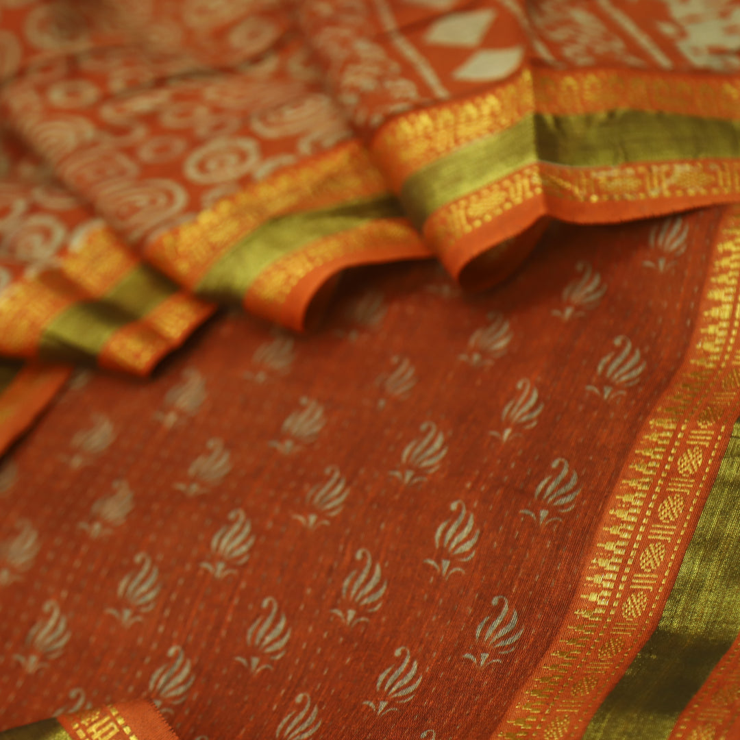 दिपशा Rust Orange Digital Printed Mangalgiri Hem Work Cotton Suit Set