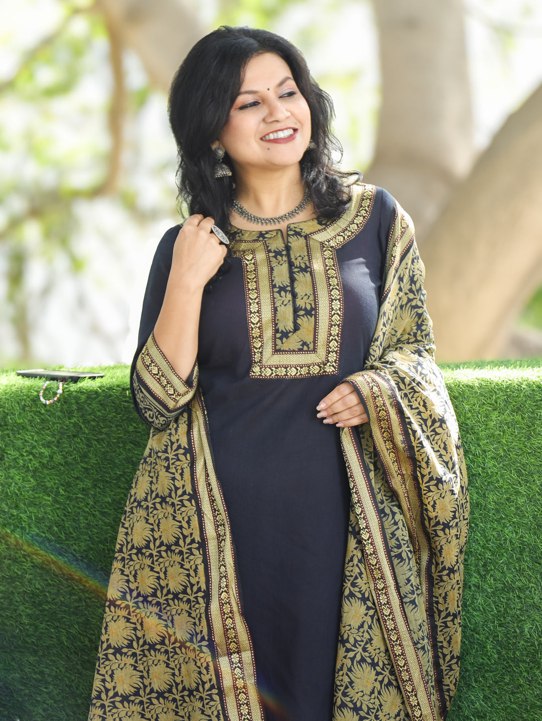 Saaniya Black Round Neck Potli Button Mangalgiri Patch South Cotton 3 Piece Set