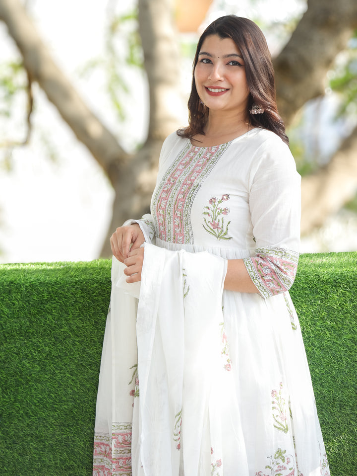 Kira White Peach Anarkali Mul Cotton 3 Piece Set