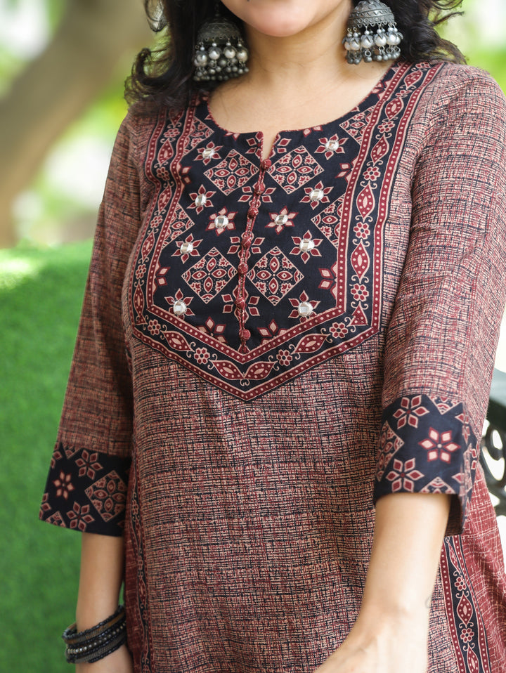 Saanvi Fireweed Brick Ajrakh Rusted Checked Panel Cotton Kurti