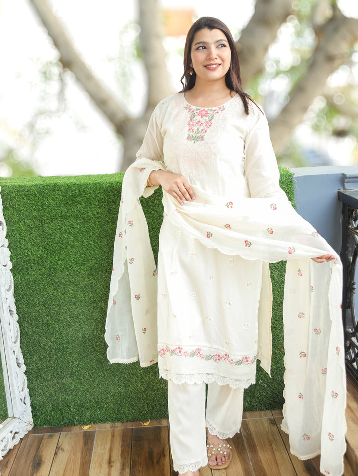 Ella Off-White Embroidery Mul Cotton 3 Piece Set