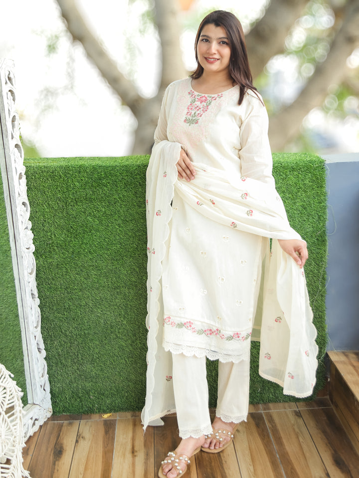 Ella Off-White Embroidery Mul Cotton 3 Piece Set