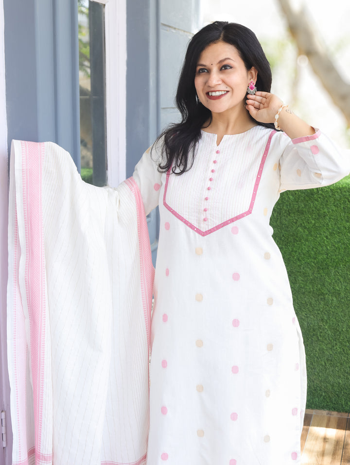 Hans White Pink Handloom 3 Piece Set