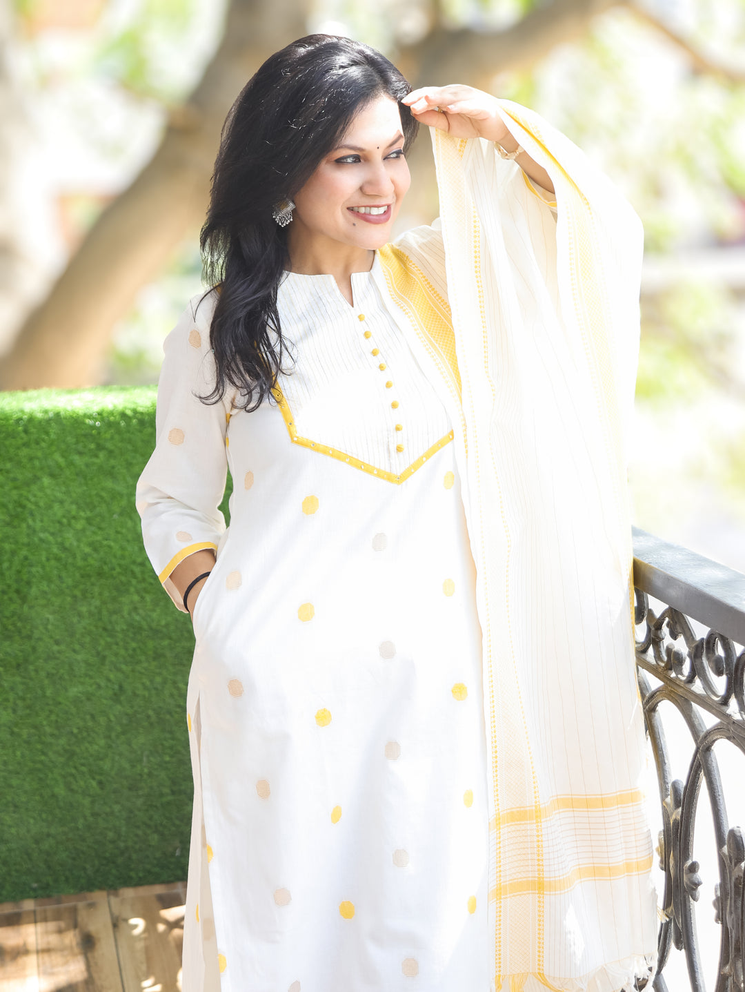 Hans White Yellow Handloom 3 Piece Set