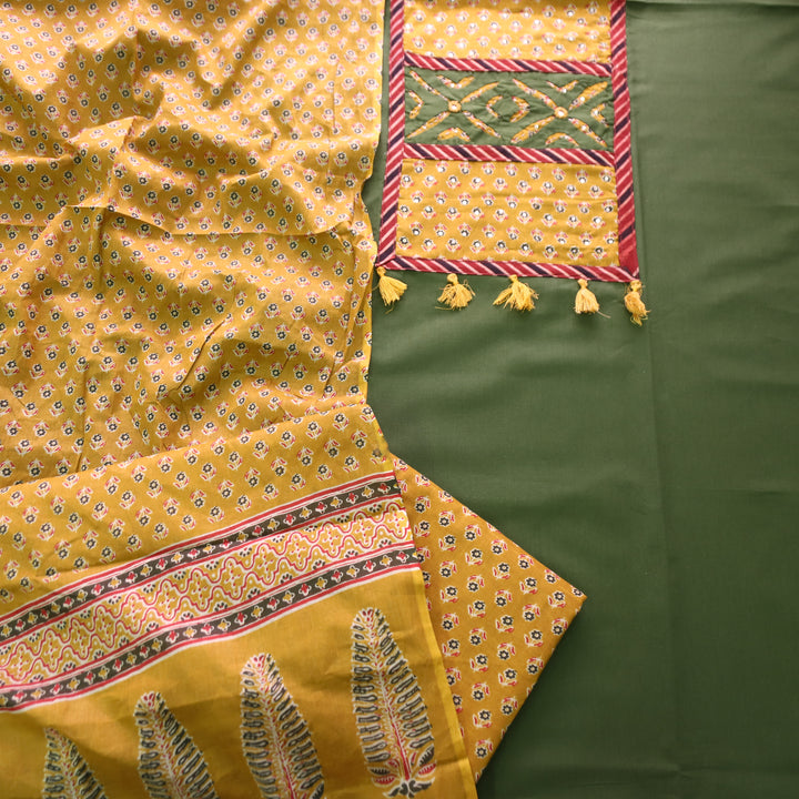 Raashi Pine Green Applique Patch Yoke Cotton Suit Set