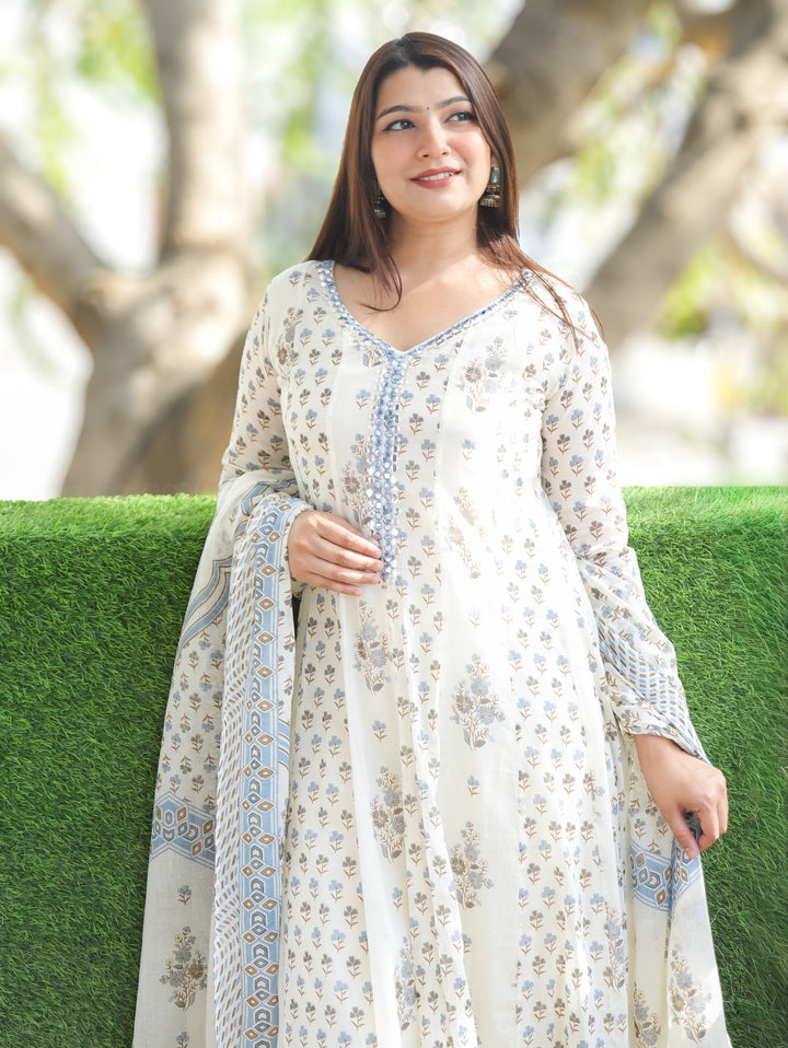 Bella White Blue Mul Cotton 3 Piece Set