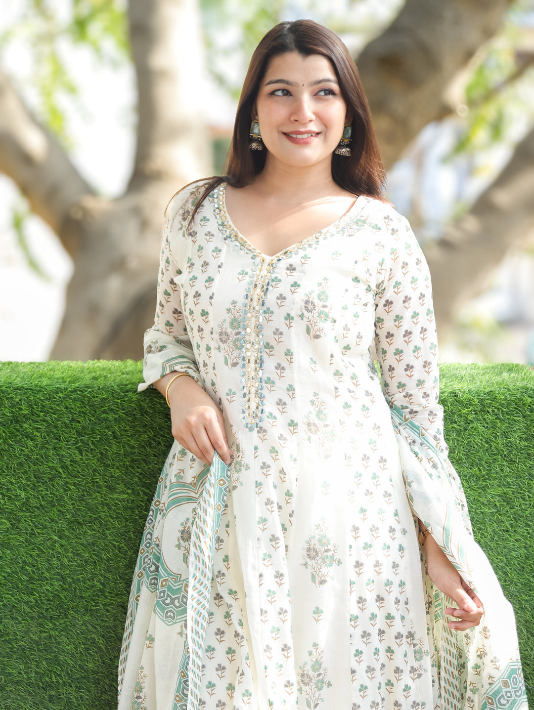 Bella White Green Mul Cotton 3 Piece Set