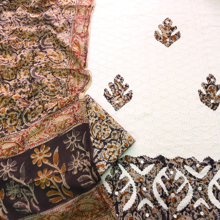 Bulbul Off-White with Black Kalamkari Applique Work Cotton Schiffli Set
