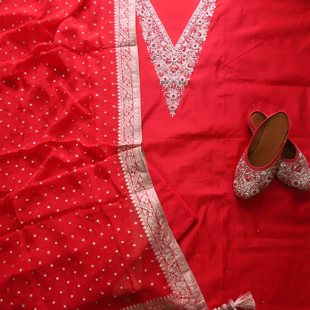 Aatish Bride Red Embellished Neck Work Chanderi Suit Set with Noor Jutti