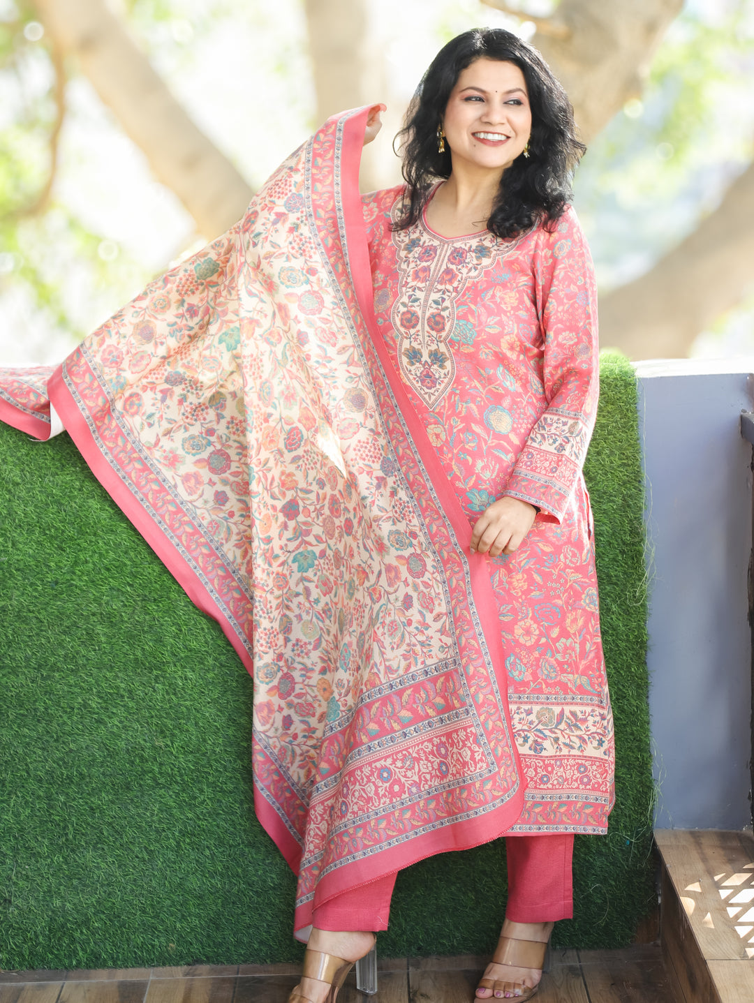 Tejaswini Punch Blush Pink Round Neck Kashmiri Floral Print Semi Pashmina 3 Piece Set