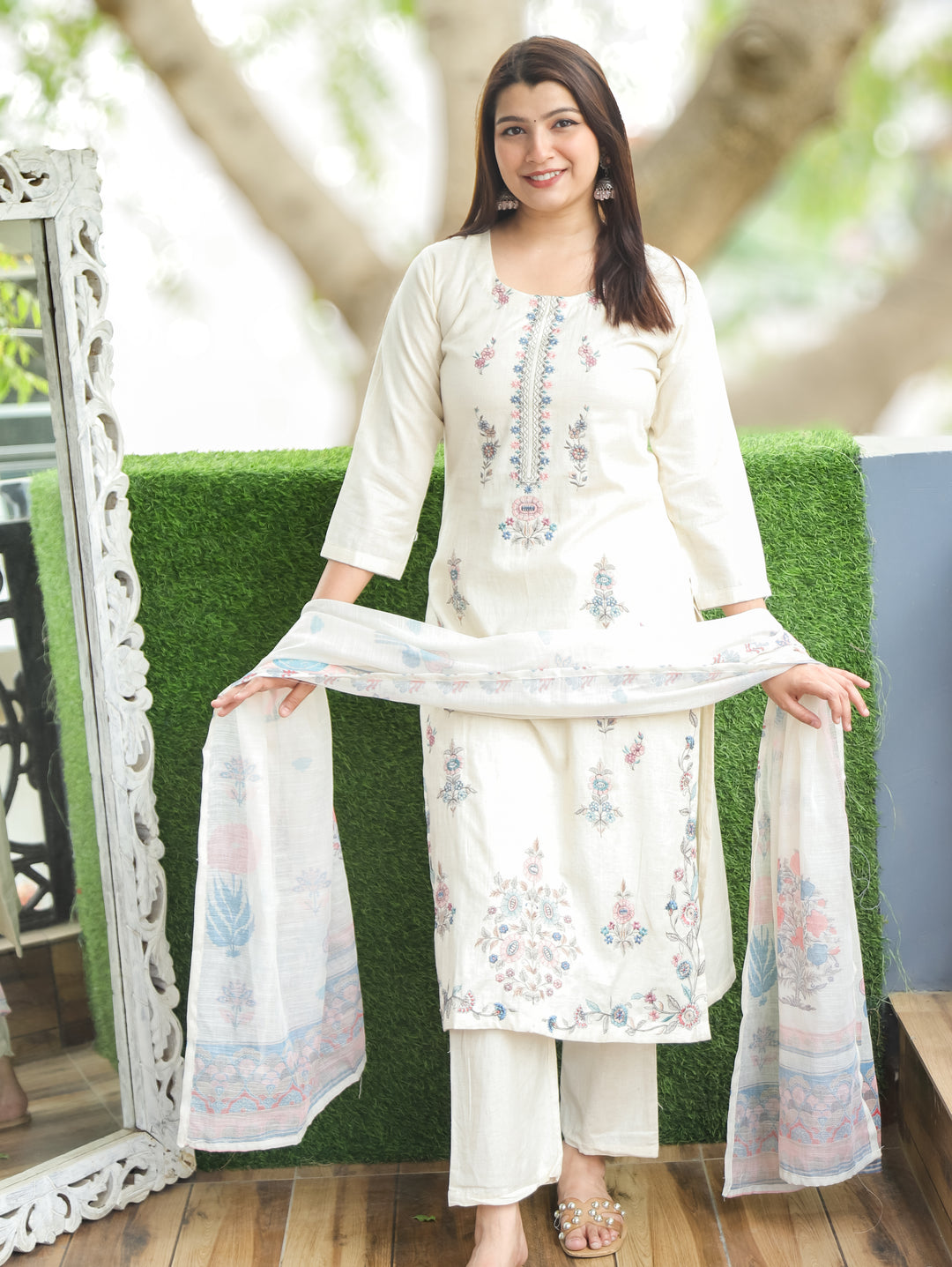 Savri Sand White Blue Embroidered Cotton 3 Piece Set D2