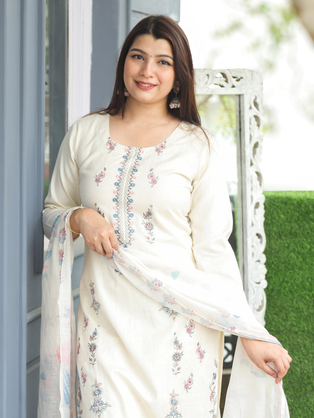 Savri Sand White Blue Embroidered Cotton 3 Piece Set D2