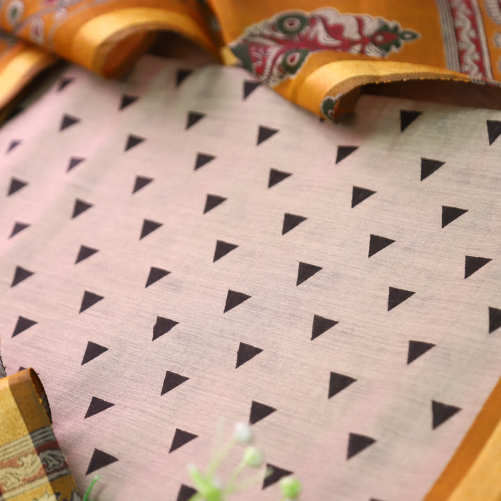 Parineeti Sand Beige with Yellow Kalamkari Print Maheswari Chanderi Set