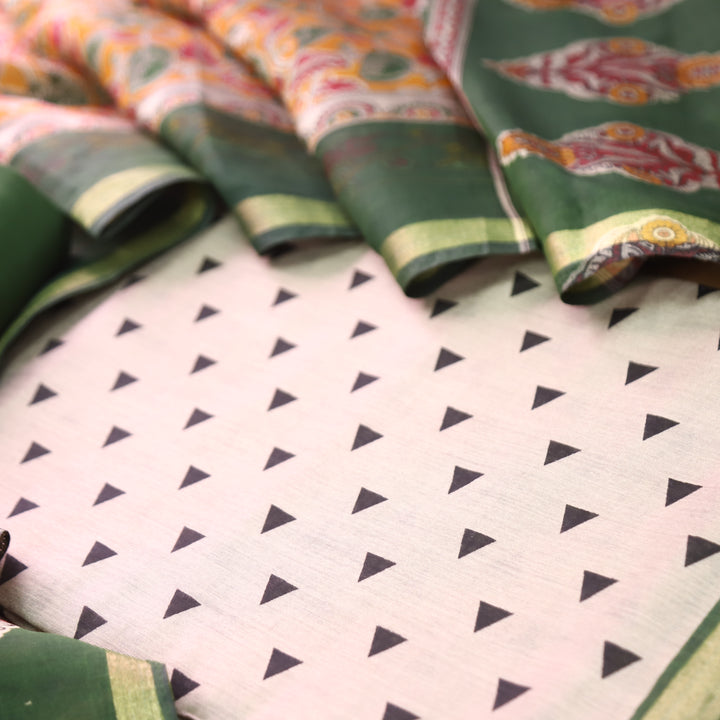 Parineeti Sand Beige with Green Kalamkari Print Maheswari Chanderi Set