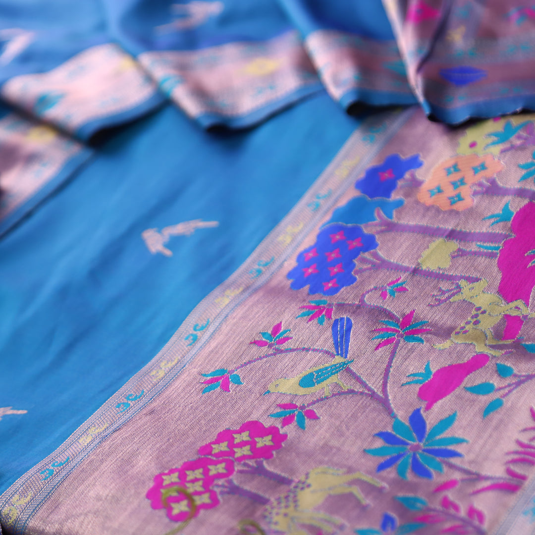 Dildaari Amber Blue Banarasi Jacquard Weaved Hemline Paithani Silk Set