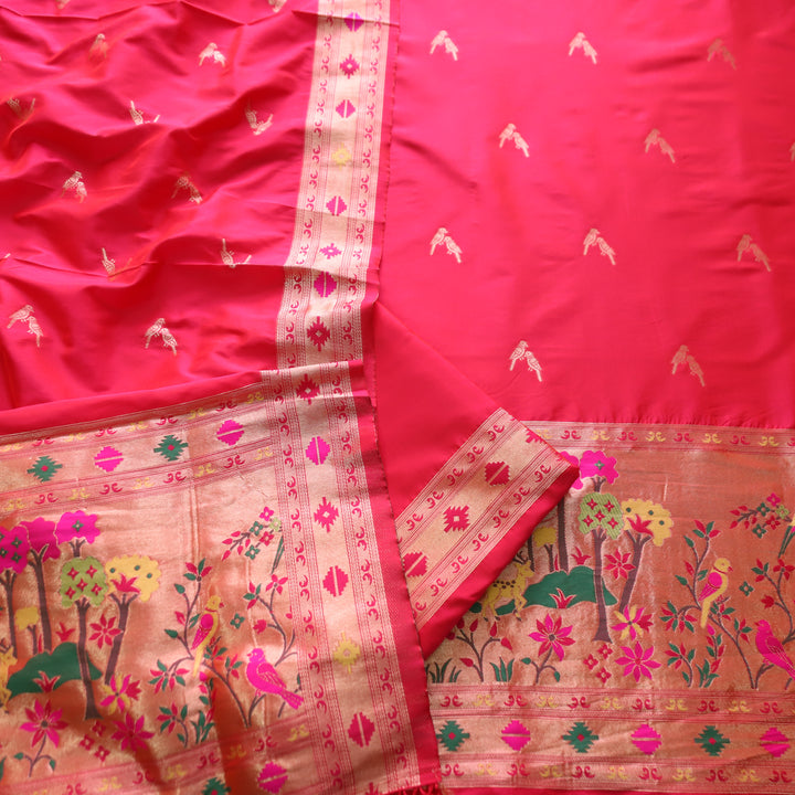 Dildaari Crimson Red Banarasi Jacquard Weaved Hemline Paithani Silk Set