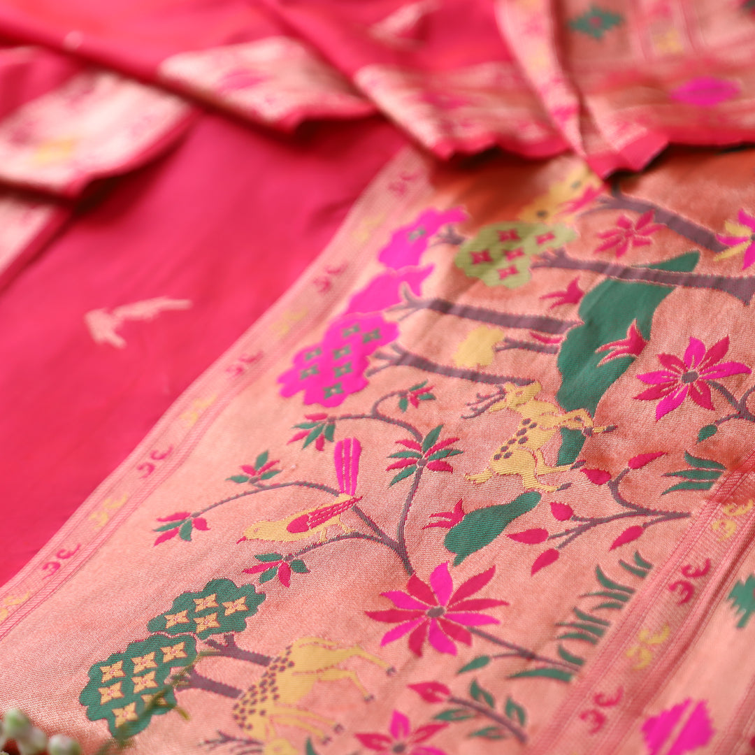 Dildaari Crimson Red Banarasi Jacquard Weaved Hemline Paithani Silk Set