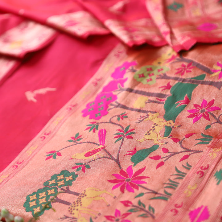 Dildaari Crimson Red Banarasi Jacquard Weaved Hemline Paithani Silk Set